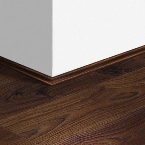 Плинтус Скоция Quick Step QSSCOT 17x17х2400/ 01496 (фото 1)