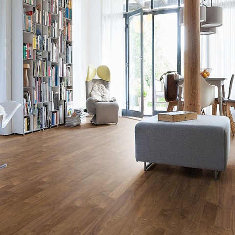 HM Flooring 14 мм шип-паз Орех американский тонированный Селект лак с фаской (фото 5)
